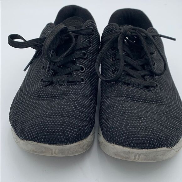 NOBULL Black and White Sneakers for Versatile Performance - Picture 7 of 11